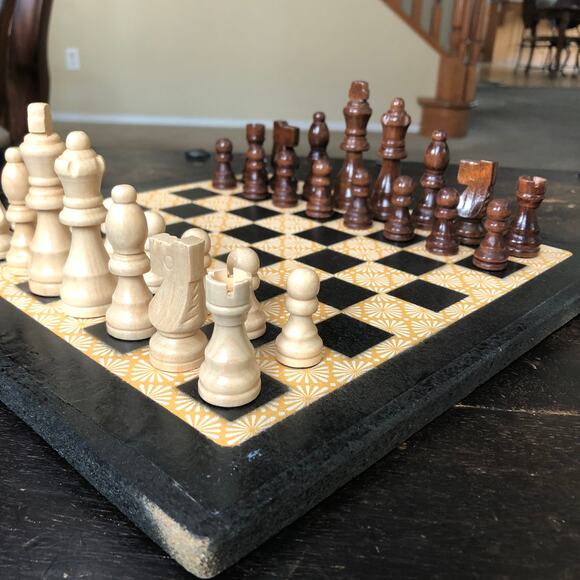 Scrapbook Chess Set - Vintage Yellow - Picture 3 of 13